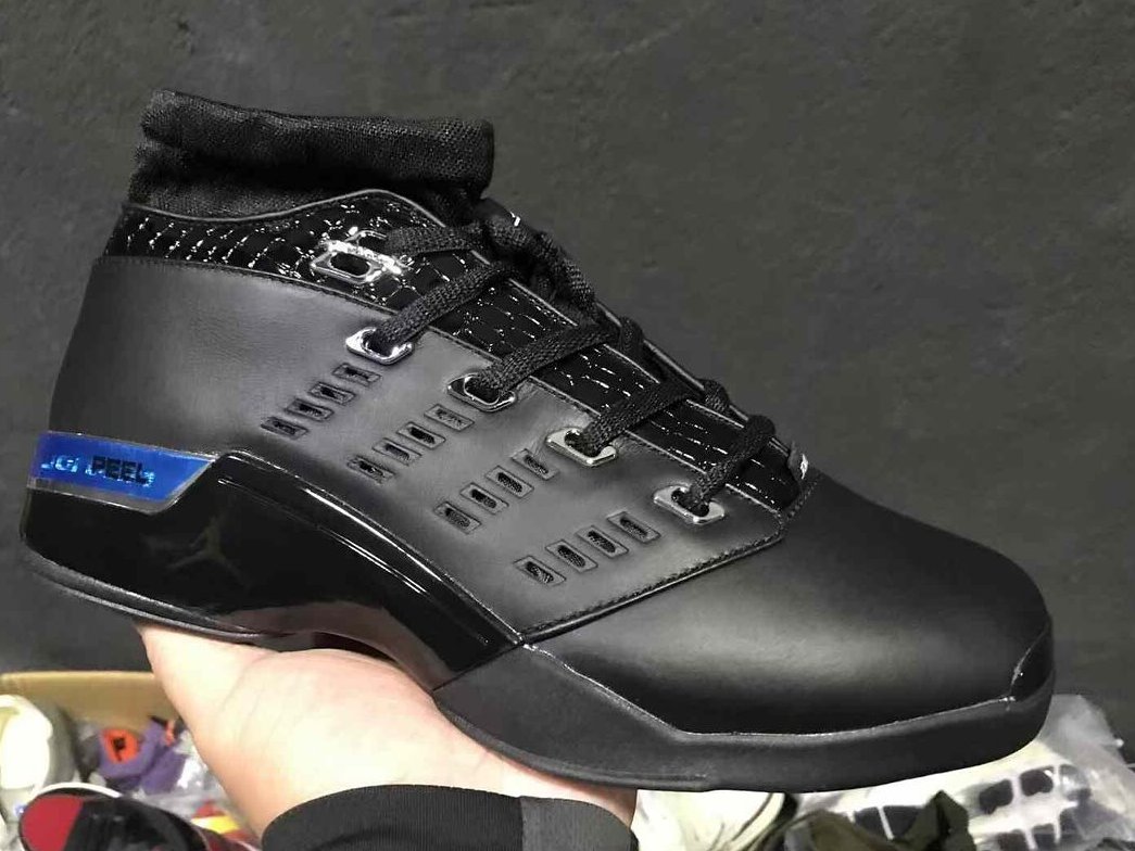 black jordan 17s