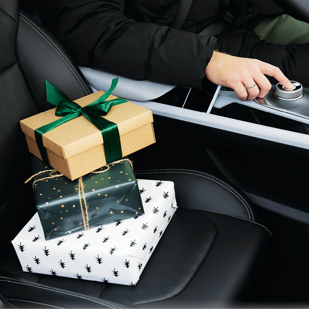 This holiday season, make your Downtown jingle journey effortless and head straight to Horton. With over 2.2K parking spaces, we have plenty of room for your sleigh &amp; holiday merriment. Enjoy the ease of knowing your spot is secure, convenient, and just steps away from the fun.