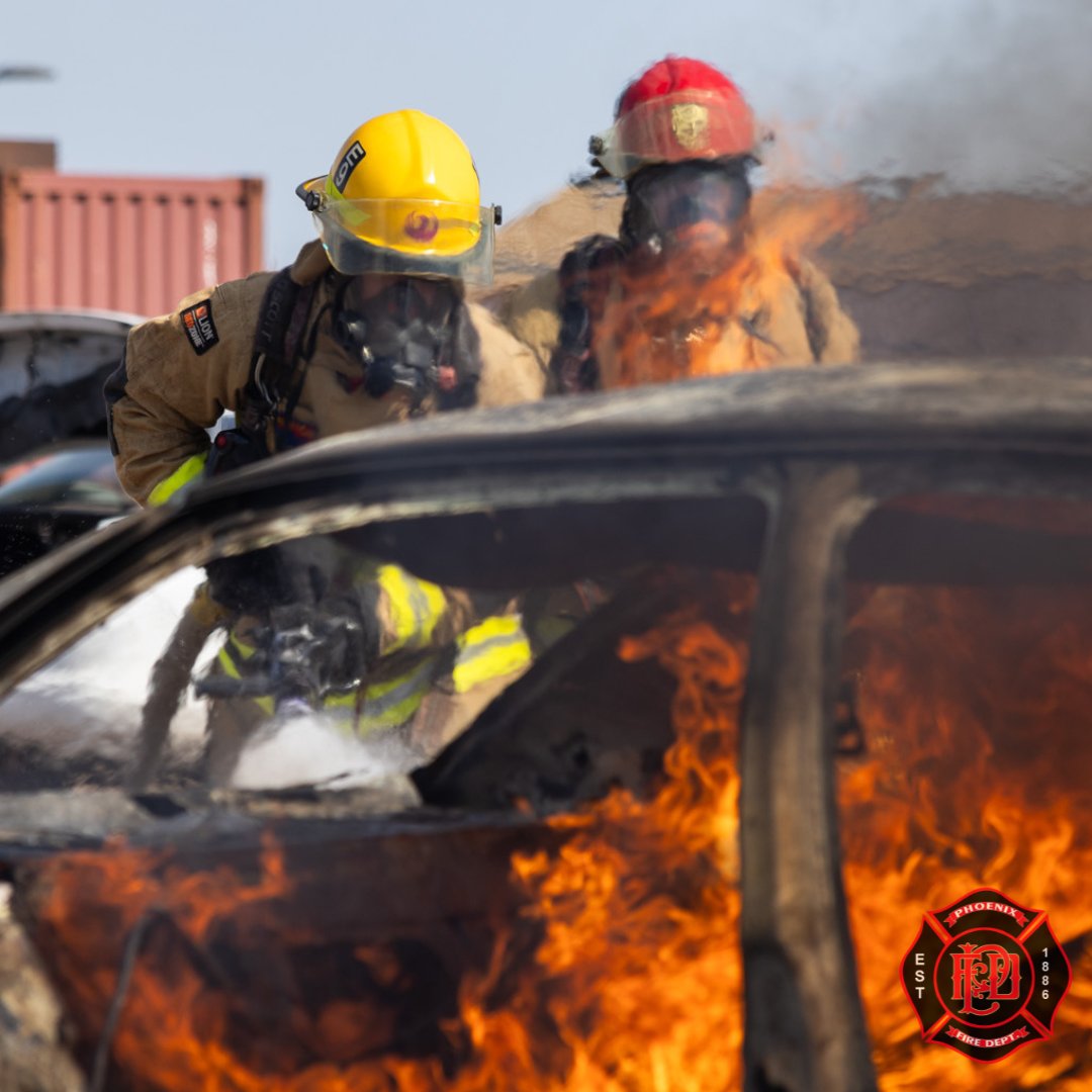 PHXFire's tweet image. Applications may be closed, but it's never too early to prepare for your future with #PHXFire! 

Start preparing now for the next opportunity! Visit the link in our bio and select "Firefighter Recruitment Information" for a full breakdown. 🚒 #FutureFirefighter #StayReady