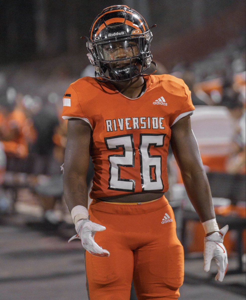 Andre Branch (@dredayallday05) on Twitter photo End of sophomore season highlights
hudl.com/v/2QryjM
3 for 2
NCAA ID 2012972208
<a href="/CoachPaychek/">Eduardo Pacheco</a> <a href="/iAM_CAM_/">COACH CAM</a> <a href="/GenoRamsey/">Coach Geno Ramsey</a> <a href="/JUCOFFrenzy/">JUCO Football Frenzy</a> End of sophomore season highlights
hudl.com/v/2QryjM
3 for 2
NCAA ID 2012972208
<a href="/CoachPaychek/">Eduardo Pacheco</a> <a href="/iAM_CAM_/">COACH CAM</a> <a href="/GenoRamsey/">Coach Geno Ramsey</a> <a href="/JUCOFFrenzy/">JUCO Football Frenzy</a>