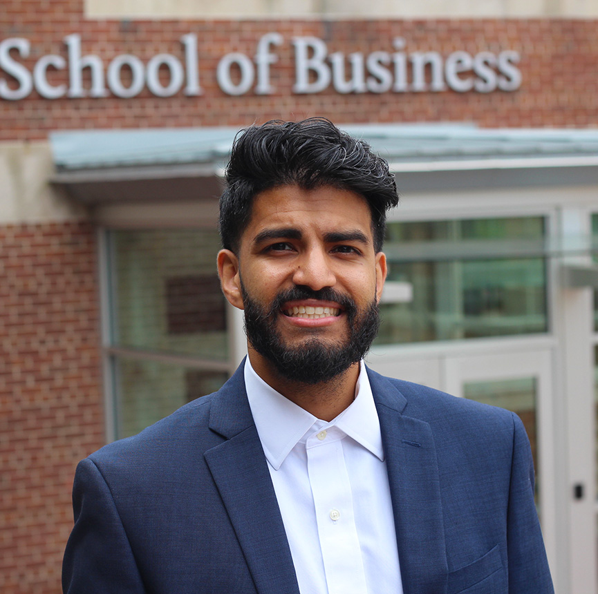 Philip Sookram, associate professor of accounting in the Frank J. Guarini School of Business, recently received the NJCPA’s 2024 Ovation Award in the Innovation category! Learn more: saintpeters.edu/news/2024/11/2…