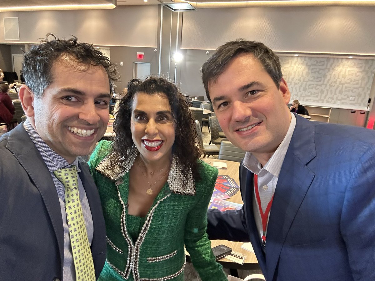 DrMarthaGulati's tweet photo. @Alicardsdoc @AndrewJSauer & @DrMarthaGulati
#ConnHeart @MidAmericaHeart
This is why Cardiology is the best field. The people and the science are both amazing! In addition to the #selfies! 🤣#CardioTwitter https://t.co/HnKy7Lxiif