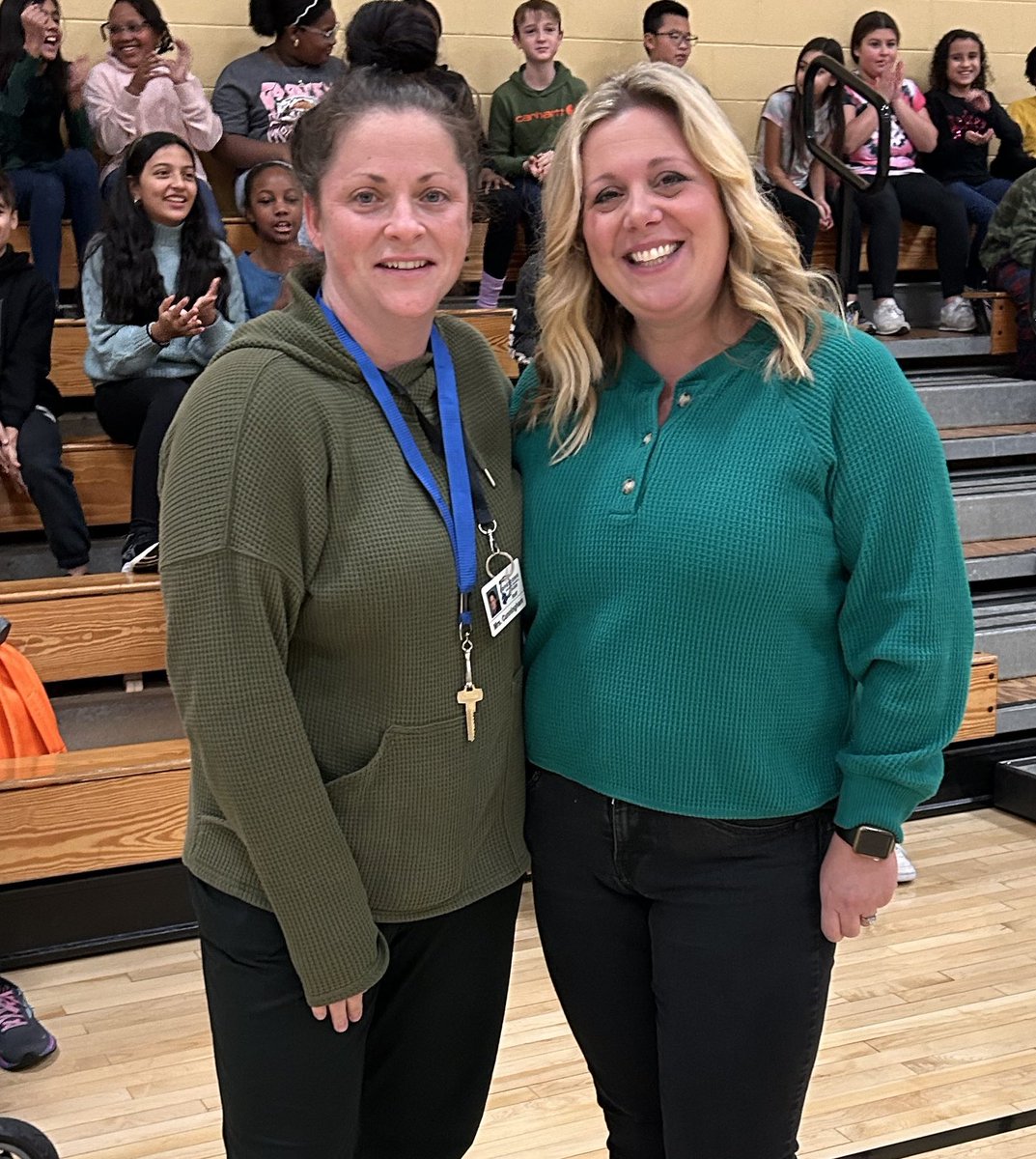 Congratulations to Lopatcong Middle School Educational Service Professional of the Year, Mrs. Patricia Cunningham, and Teacher of the Year, Mrs. Michelle Balogh!  Thank you for your dedication to all of your students! 💙💛 <a href="/1WarrenCoNJDOE/">Warren County NJDOE</a>