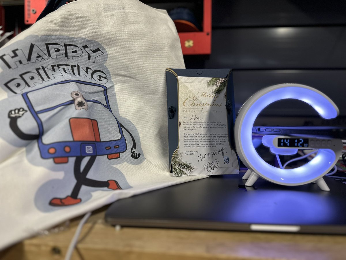 tripodsgarage's tweet photo. Thank you @LDOMOTORSJASON for the Christmas gifts! Jason you are an amazing individual!
#HappyPrinting #3Dprinting https://t.co/EXJCUFS8kn
