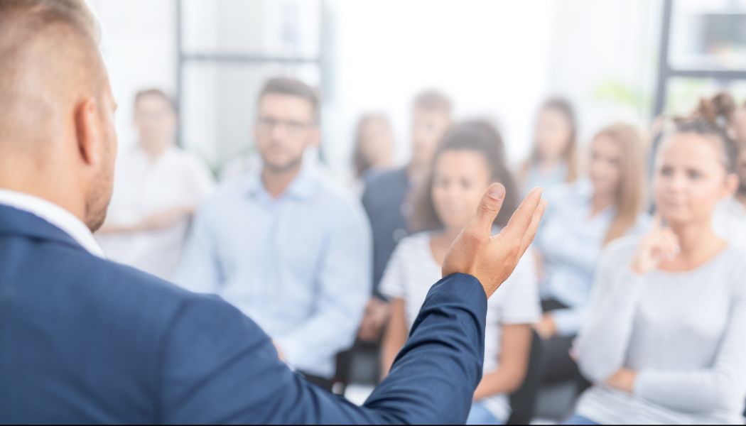 The involvement of police in our public schools warrants a deep discussion of the intended and unintended impact. You'll hear from a very experienced retired educator on this timely issue in our latest blog post.  #bced #bcpoli #PublicEdPublicGood
instituteforpubliceducation.org/the-role-of-sc…