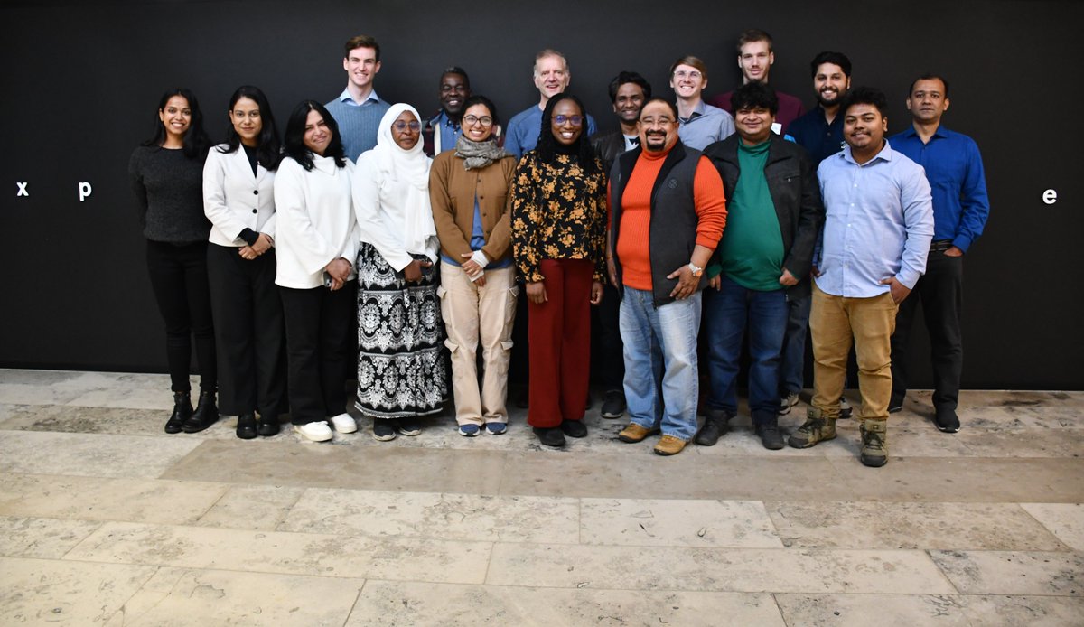 labs_mann's tweet image. MOMI Consortium's #Proteomics workshop organized by @labs_mann @MPI_Biochem united junior scientists in clinical biology, proteomics and bioinformatics to develop innovative analysis strategies for pregnancy complications. Stronger together! #maternalhealth