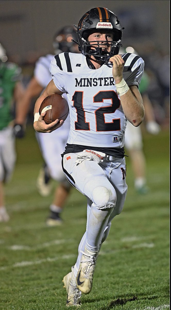 Coach_Whiting1's tweet photo. 🚨CONGRATULATIONS 🚨 to @StepheyBrogan Brogan Stephey on being selected 1st Team All Ohio as well as D-VII Offensive Player of the Year!!
#EST
#6AmInMinster https://t.co/5BdLwxL1UN