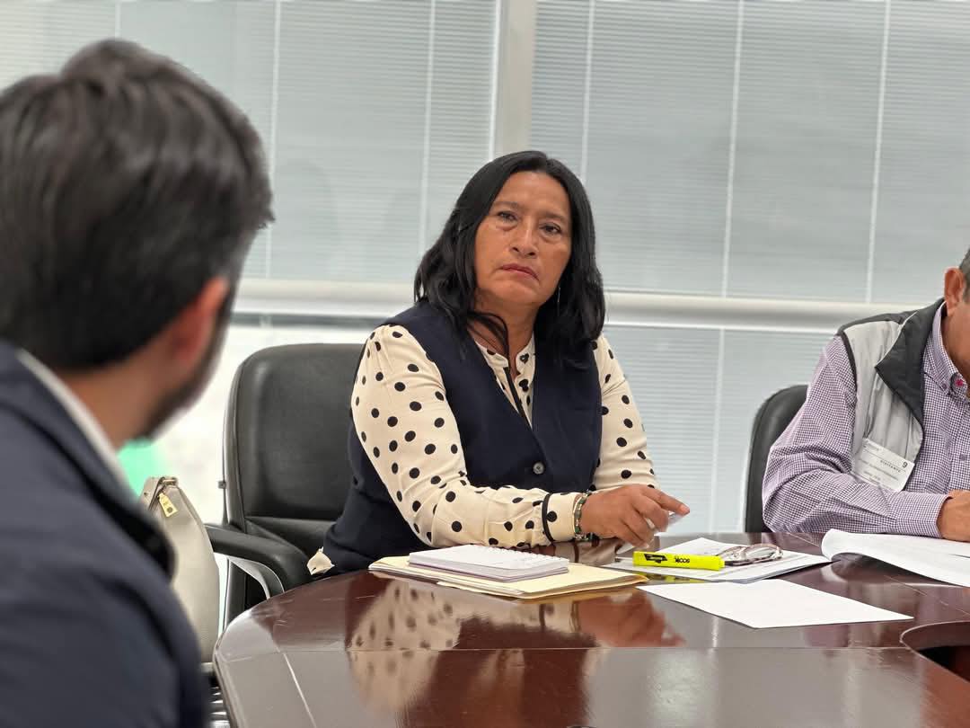 Capama_Acapulco's tweet photo. Revisa Abelina López Rodríguez avances del Plan Integral de Agua
Boletín No. 52 #AcapulcoSeConstruyeContigo
#𝘚𝘦𝘳𝘷𝘪𝘳𝘊𝘰𝘯𝘏𝘰𝘯𝘦𝘴𝘵𝘪𝘥𝘢𝘥𝘠𝘑𝘶𝘴𝘵𝘪𝘤𝘪𝘢 #CAPAMA #ACAPULCO https://t.co/6KScxR7gry https://t.co/NPUE9KJX4M