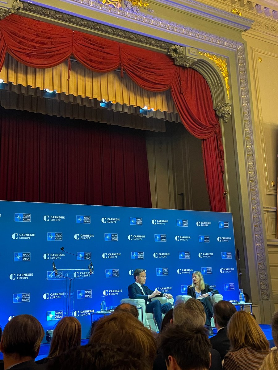 “We are not at war, but we are not at peace either,” says <a href="/SecGenNATO/">Mark Rutte</a>. Though he is not sharing anything on a possible rise of 2 to 3% GDP - even raising the possibility of making the contribution more country-specific - he does underline the need to boost our industry. #Defence