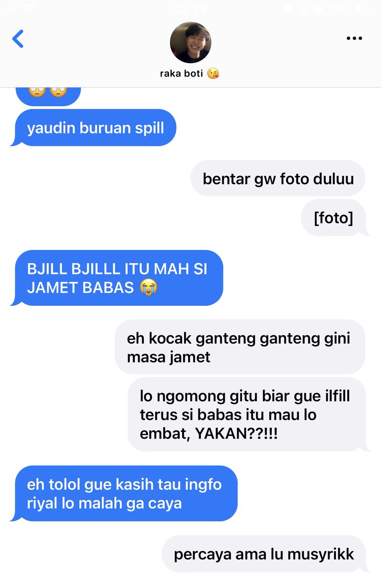 taebearattack's tweet photo. taekook • kookv three tweet au

; “eh kocak ganteng ganteng gini masa jamet.”

//harsh word , boyslove https://t.co/7zyCmNpn2b