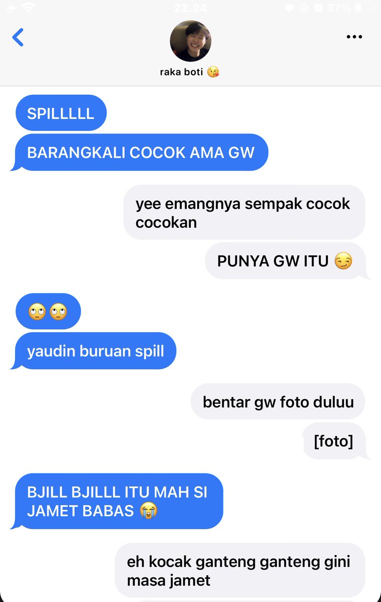 taebearattack's tweet photo. taekook • kookv three tweet au

; “eh kocak ganteng ganteng gini masa jamet.”

//harsh word , boyslove https://t.co/7zyCmNpn2b