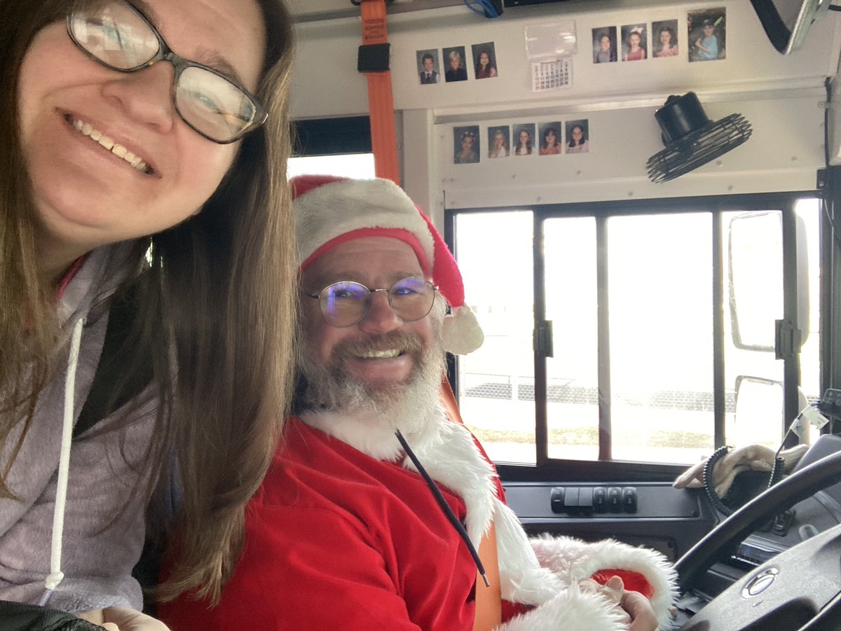 🚍 🎅
