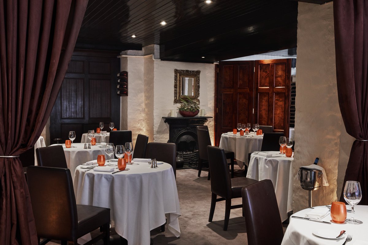 Ireland's Blue Book (@irelandbluebook) on Twitter photo "Thereās no shouting from the rooftops or splashy renovations ā just Graham Neville serving up some of the best classic French" <a href="/DaxRestaurant/">DaxRestaurant</a> in the <a href="/IrishTimes/">The Irish Times</a> irishtimes.com/food/2024/12/1⦠"Thereās no shouting from the rooftops or splashy renovations ā just Graham Neville serving up some of the best classic French" <a href="/DaxRestaurant/">DaxRestaurant</a> in the <a href="/IrishTimes/">The Irish Times</a> irishtimes.com/food/2024/12/1ā¦