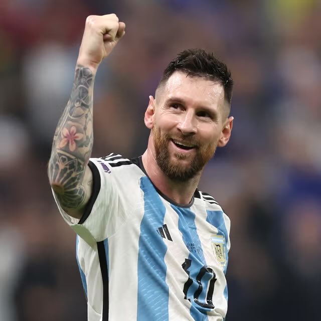Dexerto's tweet photo. Fortnite is reportedly adding Messi tomorrow 

via @SpushFNBR https://t.co/DfrGMZm54a