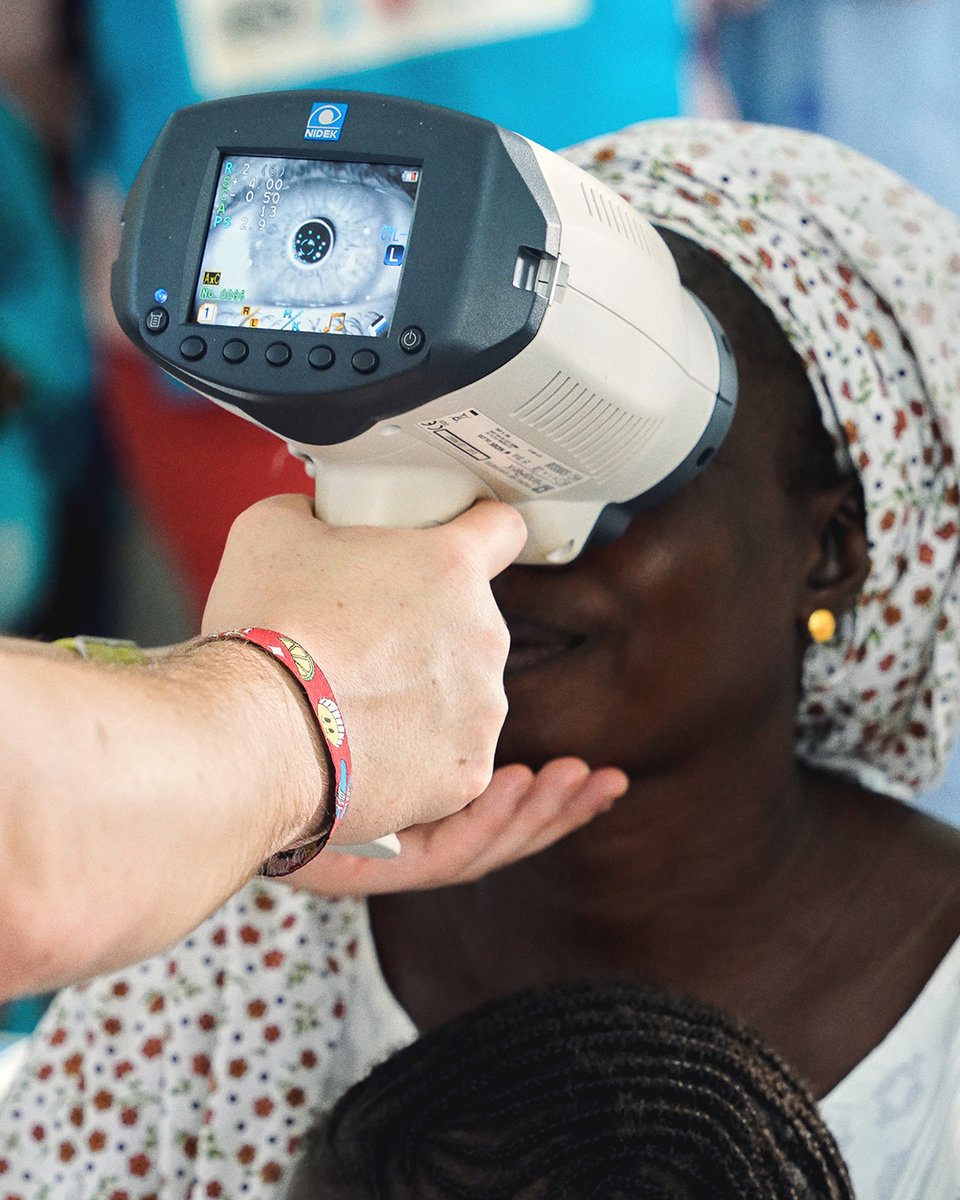 Fundación Multiopticas tweet media