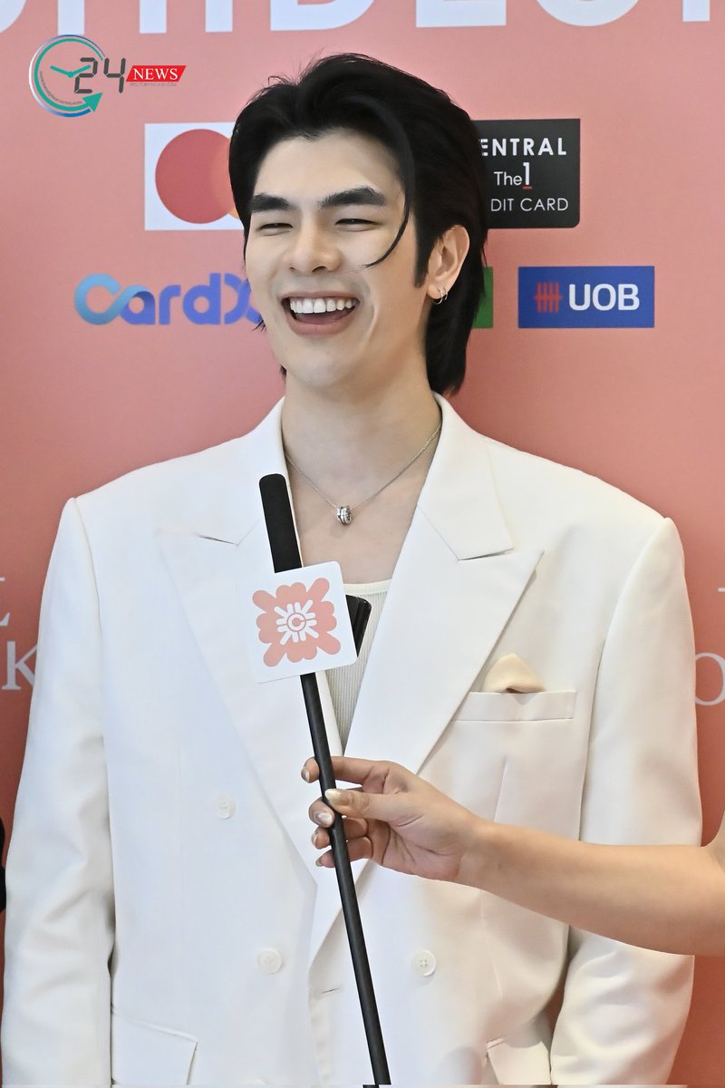 _24News_'s tweet photo. มาย ภาคภูมิ ร่วมงานฉลองโฉมใหม่ในรอบ 50 ปี ในคอนเซปต์ “THE STORE OF BANGKOK”

MILE X NEW GUERLAIN BOUTIQUE
#GuerlainThailandxMile 
#MilePhakphum 
#THESTOREOFBANGKOK      
#ALLROADSLEADTOCHIDLOM https://t.co/zl5Uk13j7H