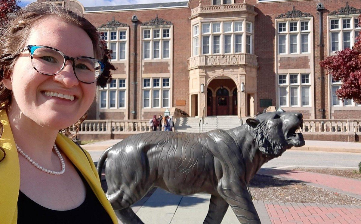 Crystal Uminski tweet media