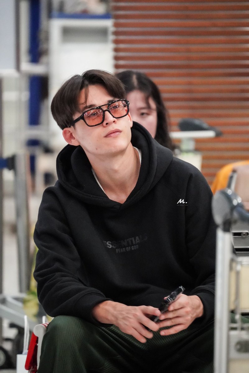 TheMoonFade's tweet photo. รบกวนมานั่งหล่อๆในใจได้มั้ยคับ❤️

@gawincaskey #GawinCaskey https://t.co/2FdEtUV2RG