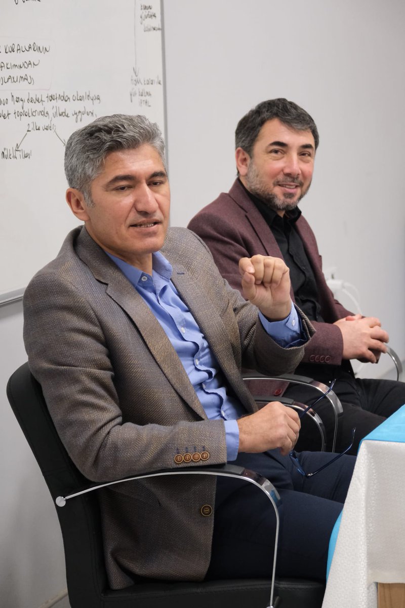 mtu_stm's tweet photo. RTS koordinatörlüğünde Usta - Öğrenci Buluşması adı altında Malatya Radyocular Derneği Başkanı Sinan CAVLAK'ın katılımıyla  “Yerel Medyanın Gelişimi ve Demokrasiye Etkisi” konulu söyleşi gerçekleştirildi. Katılımı ve sunumları için Sn. Sinan CAVLAK'a teşekkür ederiz. @MTU_ozaledu https://t.co/HhsFQShGkW