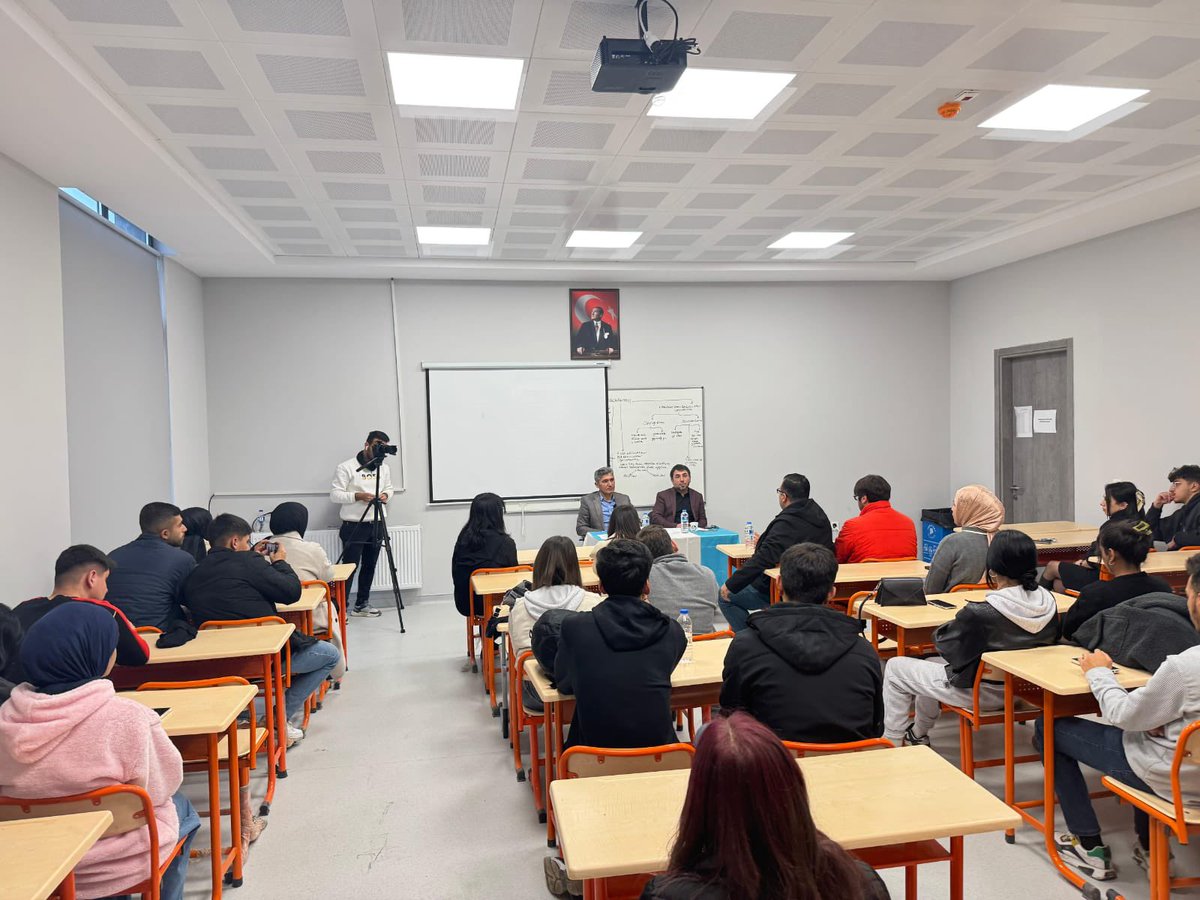 RTS koordinatörlüğünde Usta - Öğrenci Buluşması adı altında Malatya Radyocular Derneği Başkanı Sinan CAVLAK'ın katılımıyla  “Yerel Medyanın Gelişimi ve Demokrasiye Etkisi” konulu söyleşi gerçekleştirildi. Katılımı ve sunumları için Sn. Sinan CAVLAK'a teşekkür ederiz. <a href="/MTU_ozaledu/">Malatya Turgut Özal Üniversitesi</a>