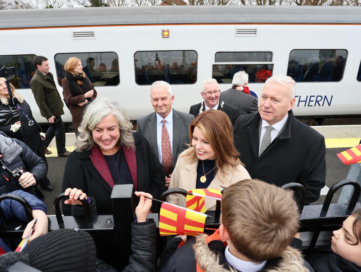 Heidi_Labour's tweet image. The historic Northumberland line will welcome its first passengers in 6 decades this weekend, slashing journey times and boosting jobs and opportunities across the region. 

Great to join @KiMcGuinness @IanLaveryMP @N_landCouncil and @networkrail at Ashington station today.