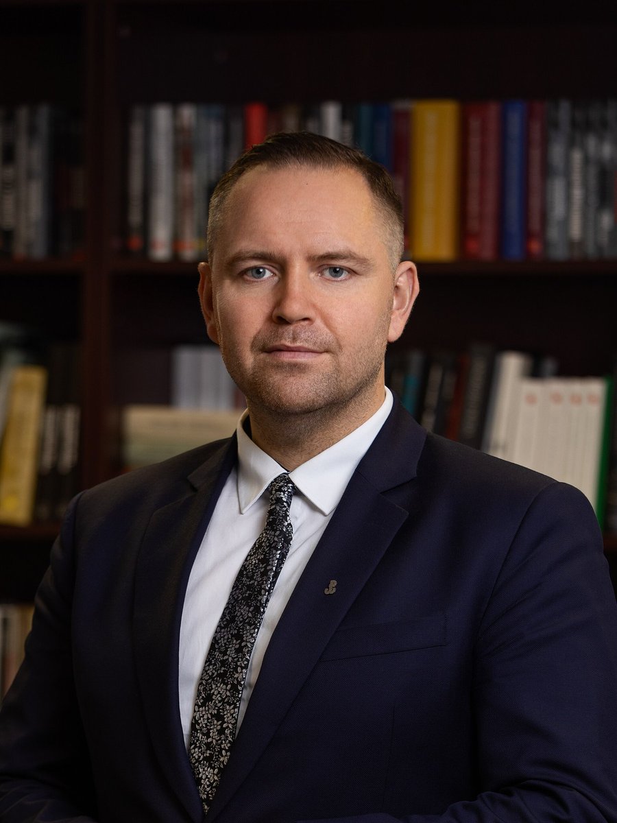 Zapraszam na wątek #TomczykPutina. Dość już panoszenia się w polskiej przestrzeni publicznej tej bezczelnej żulii wyniesionej przez Donalda Tuska do najwyższych stanowisk w państwie. Pan <a href="/NawrockiKn/">Karol Nawrocki</a> zasługuje na wsparcie. Jedziemy: