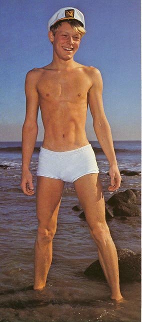 Josevintageboys's tweet photo. Sean Patrick by Mel Roberts #SeanPatrick #MelRoberts https://t.co/UpENeWAQuP