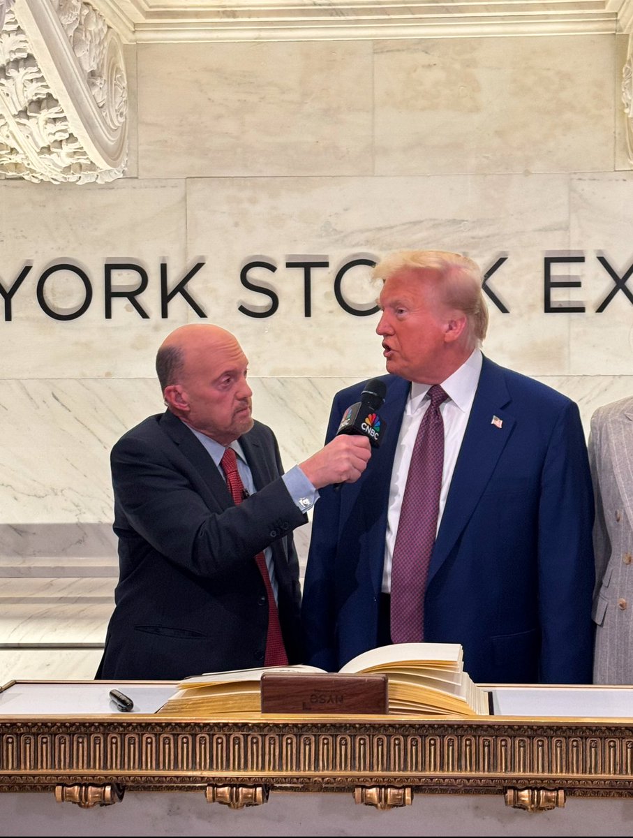 jimcramer's tweet photo. A historic day on the floor of the @NYSE! @realDonaldTrump https://t.co/RWBAeVSaYn