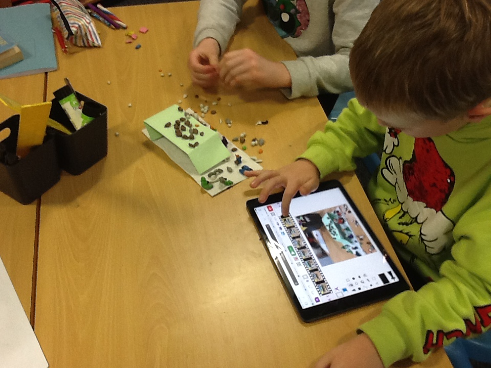bishoptonprim's tweet image. Year 4 have worked to create Christmas animations in the style of Wallace and Gromit using plasticine and 2animate @purpleMash #bishoptoncomputing