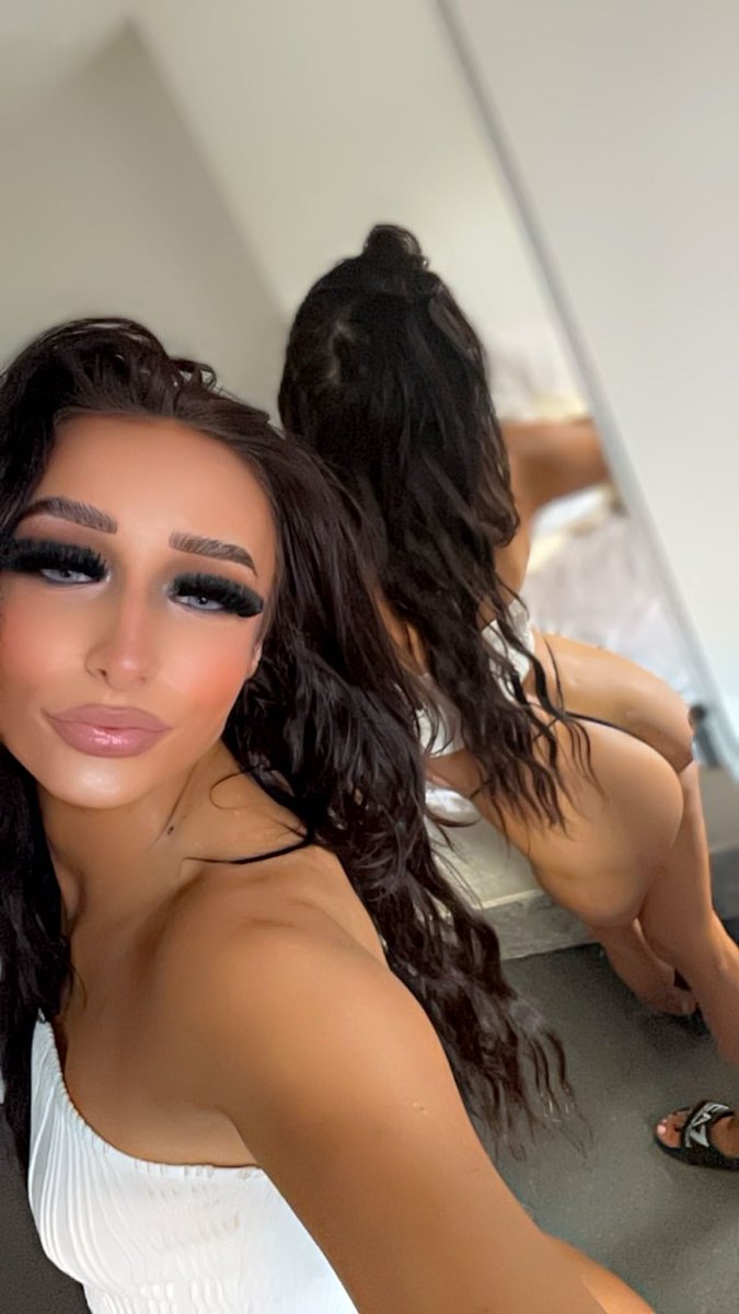 mrstroublex's tweet photo. Insane content deals message me for spicy snap or check out my naughty insta for more of moi @petitebrunetteeex https://t.co/HTba8htKNa