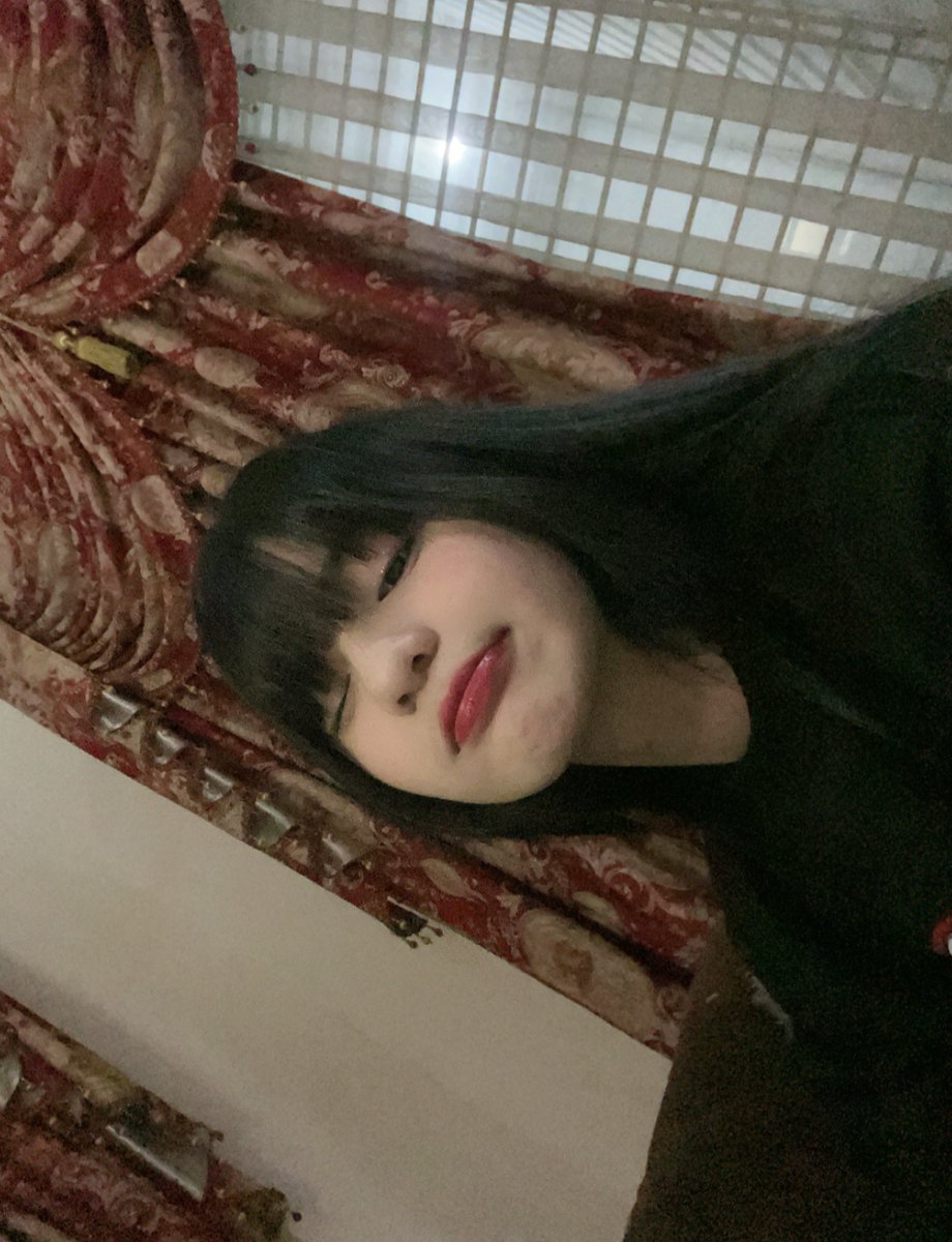 JTrisha_JKT48's tweet photo. TERIMAA KASIII BANYAK YAHHH bantuannya selama aku bikin mainan ini di idnn livee 🫶🏻🙏🏻 selamat istirahat ya all 🤙🏻🤙🏻👍🏻👍🏻👍🏻🔥🔥 #LifesCanvasColorsOfDiscovery #ColorDreams 🎨 #BroSigma https://t.co/7oT6gjwF9N