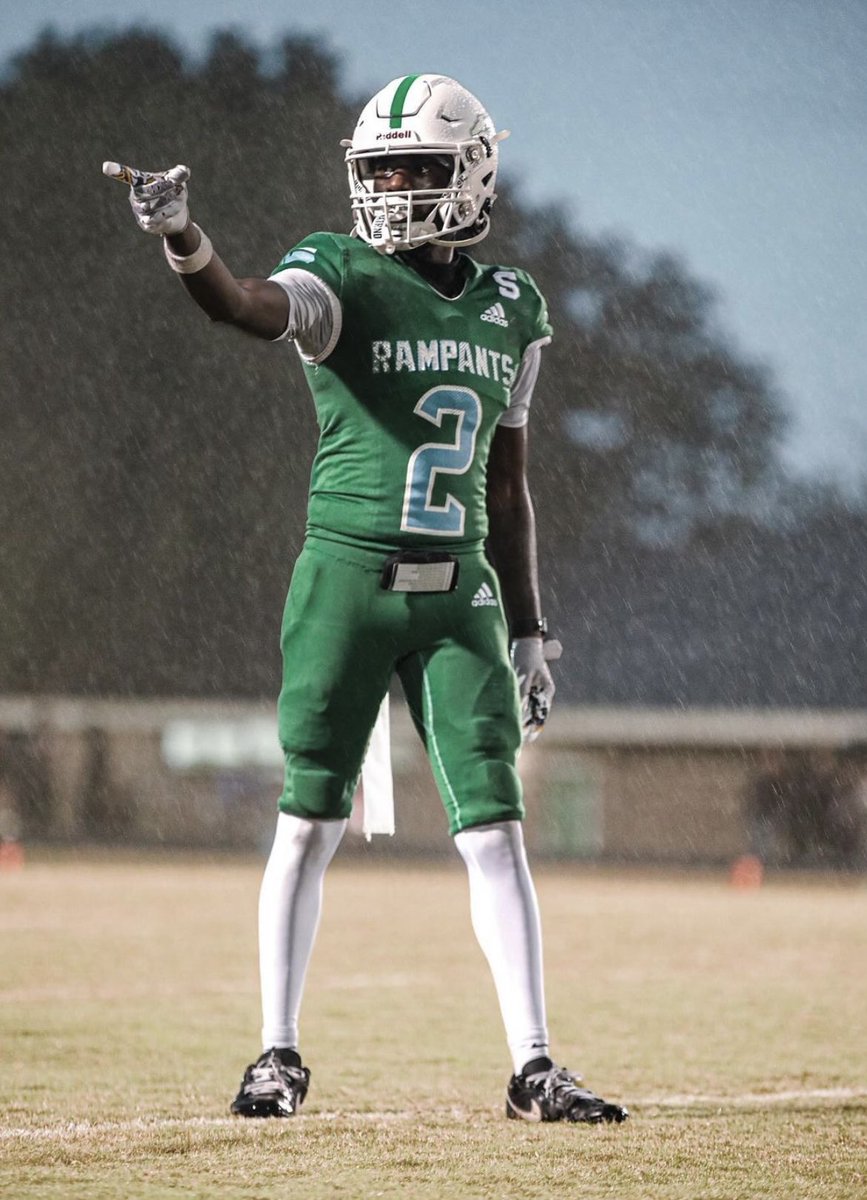 Senior year highlights 
🌹
hudl.com/v/2REg0D
