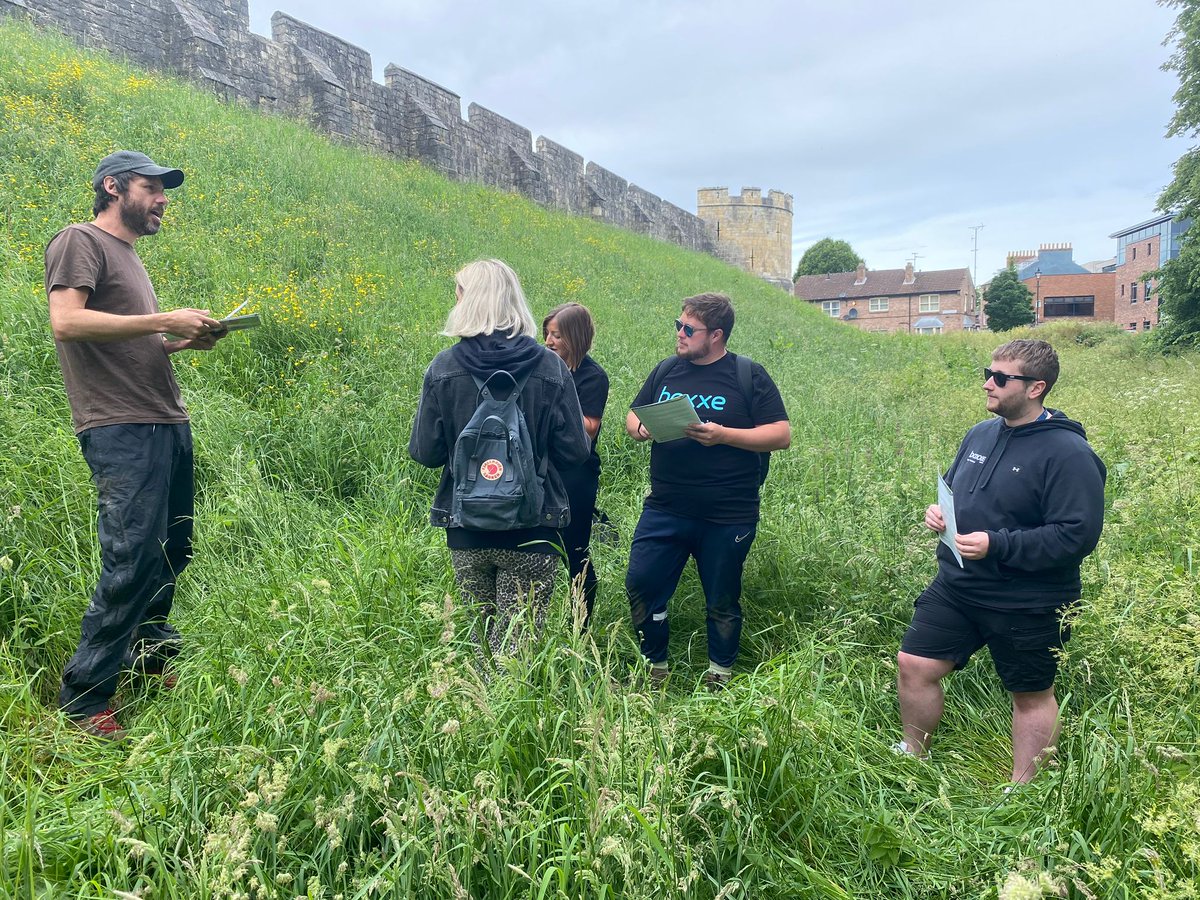 🎄Day 6 of 12 days of Christmas 🎄

Today highlights Environment and Sustainability Week. Every June, in partnership with our community partners, volunteers help make York a more greener and biodiverse place. 

We are gearing up for next year- stay tuned to see what's planned 👀