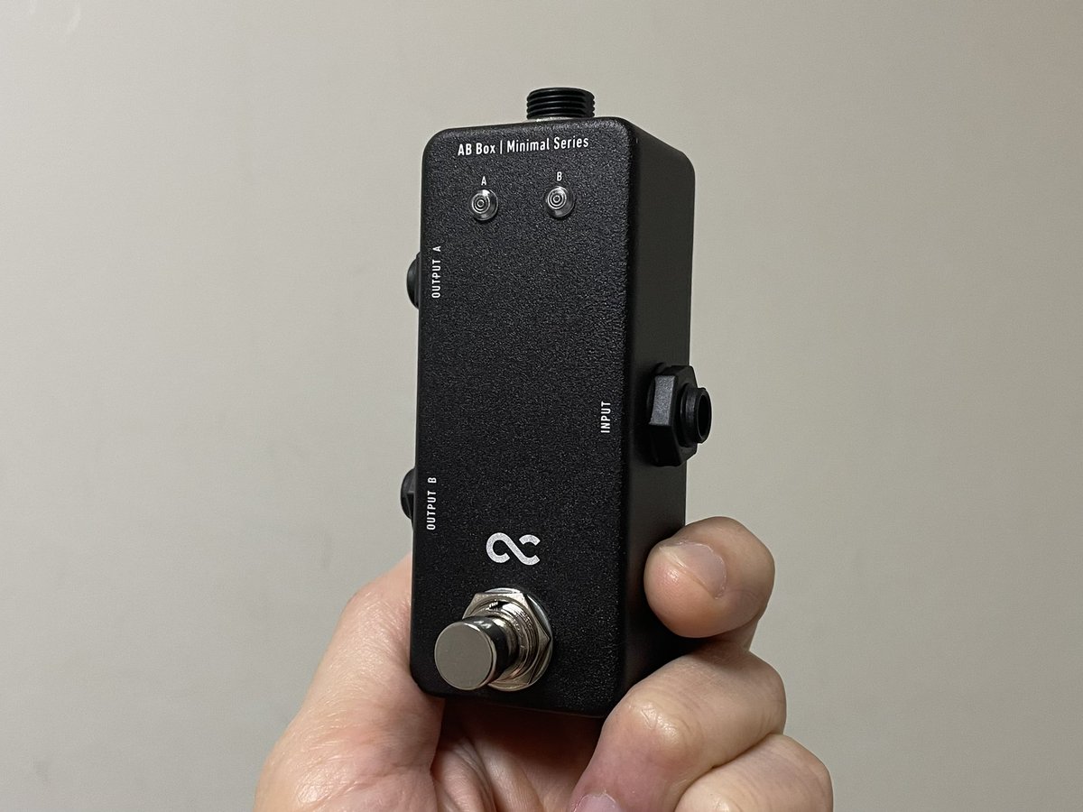 misojinoguitar3's tweet photo. One ControlのAB Box(ラインセレクター)を購入。
そして届いた当日にボードへ組み込み、チューナーを別シグナルに分岐させました。
これでCONISISのバッファーを最大限に活かせる筈です!
#OneControl
#CONISIS
#QuadCortex
#MOGAMI https://t.co/8wXPNk2whK