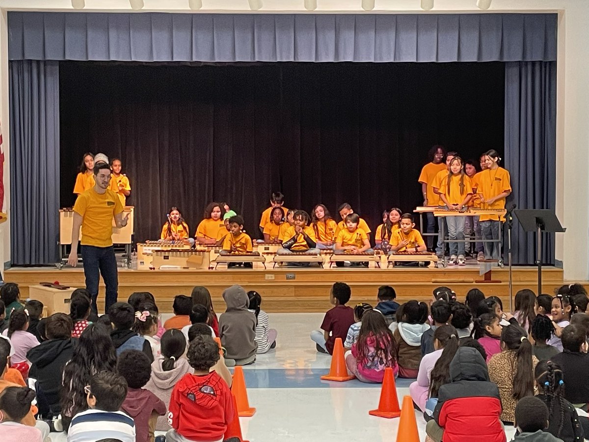 Arcola ES Community School Liaison tweet media