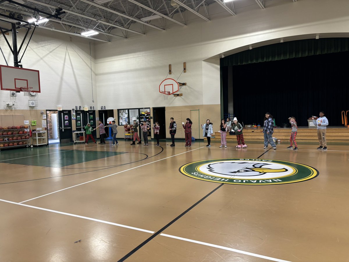 BridgetKay16's tweet photo. Yesterday my students had an opportunity to demonstrate all 5 of our districts competencies during our morning meeting activity! #wellness #communication #perseverance #Innovation #Citizenship @palos128 @SmitJason https://t.co/0Uh3zlEcrZ