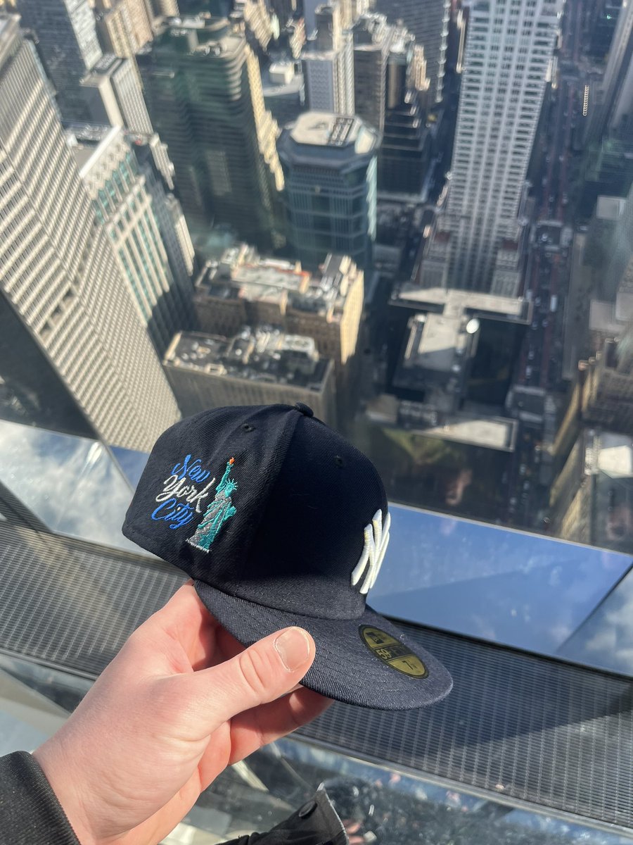 Pxstt's tweet photo. NYC🗽 https://t.co/7wZnbI80vx