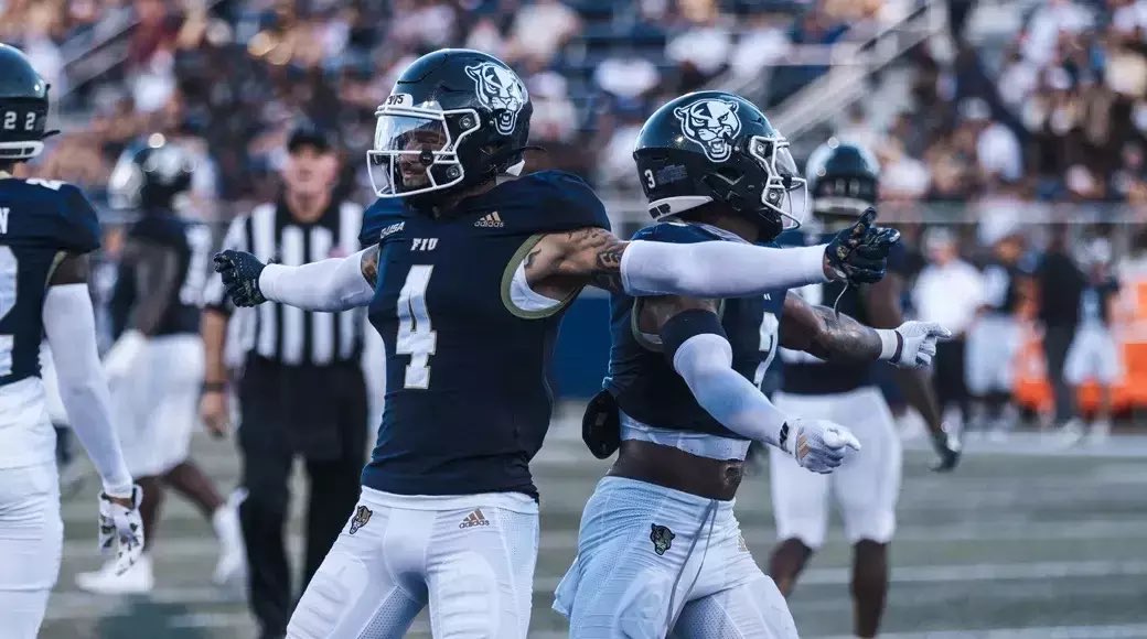 Brezzy (@brezoo04) on Twitter photo Blessed To Receive An Offer From FIU🙏🏽 <a href="/A_Gaitor/">Anthony Gaitor</a> <a href="/Coach_BFarrar/">Barney Farrar</a> <a href="/CoachWood_HCC/">Marcus Wood Sr.</a> <a href="/JUCOFFrenzy/">JUCO Football Frenzy</a> <a href="/JuCoFootballACE/">JuCo Football Forer</a> Blessed To Receive An Offer From FIU🙏🏽 <a href="/A_Gaitor/">Anthony Gaitor</a> <a href="/Coach_BFarrar/">Barney Farrar</a> <a href="/CoachWood_HCC/">Marcus Wood Sr.</a> <a href="/JUCOFFrenzy/">JUCO Football Frenzy</a> <a href="/JuCoFootballACE/">JuCo Football Forer</a>
