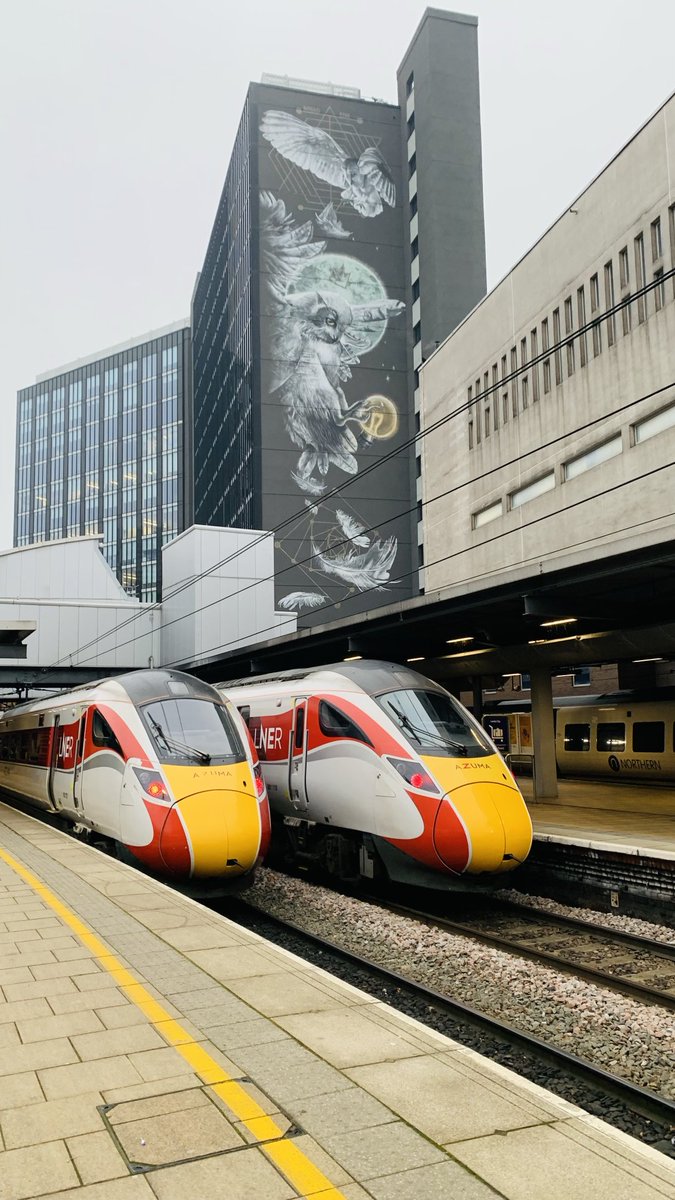 _KristianDB's tweet photo. This morning #LeedsCityStation ⁦@LNER⁩ 12/12/24 https://t.co/i8zxoC14ed