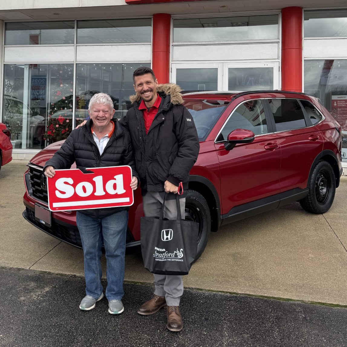 🚙✨ Congrats, Mervin, on your 2025 Honda CR-V Sport! Harper loved working with such a kind and amazing spirit. Welcome to the Stratford Honda family – wishing you many happy adventures ahead! #HondaCRV #StratfordHonda