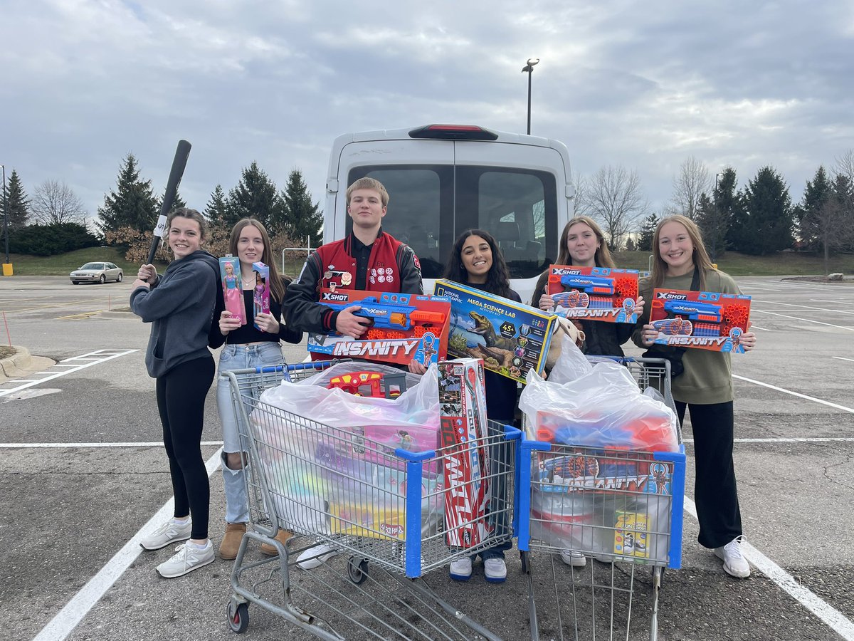 CHS Office Staff wins the Toys for Tots bottle drive by raising over $250!  Thank you! <a href="/CHS_LeadsTheWay/">Clinton High School</a>