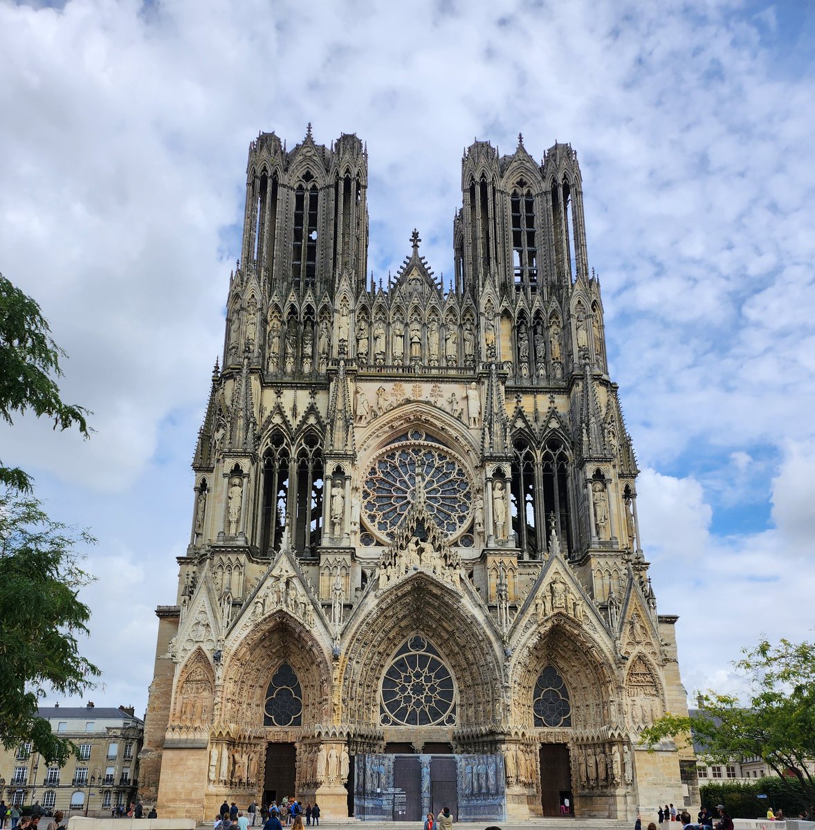 FrenzDrone's tweet photo. @thinkingwest Reims. (my own picture) https://t.co/bcrZvckHCs