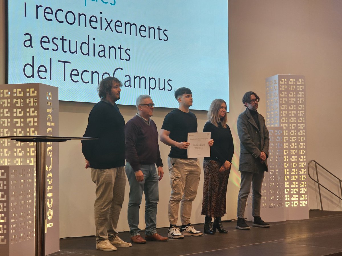 TecnoCampus's tweet photo. 🎮 Millors #expedients departament #Indústries Culturals:
Marc Lloret (#Videojocs)
Iker Sánchez (#Audiovisuals)
📜 Millors expedients departament #Salut:
Manel Salmerón (#Infermeria)
Lluna Casanova (#Fisioteràpia)
Pol Vega (Fisioteràpia i #CAFE)
Joan Fernández (#CAFE) https://t.co/n3rFbHDrGS