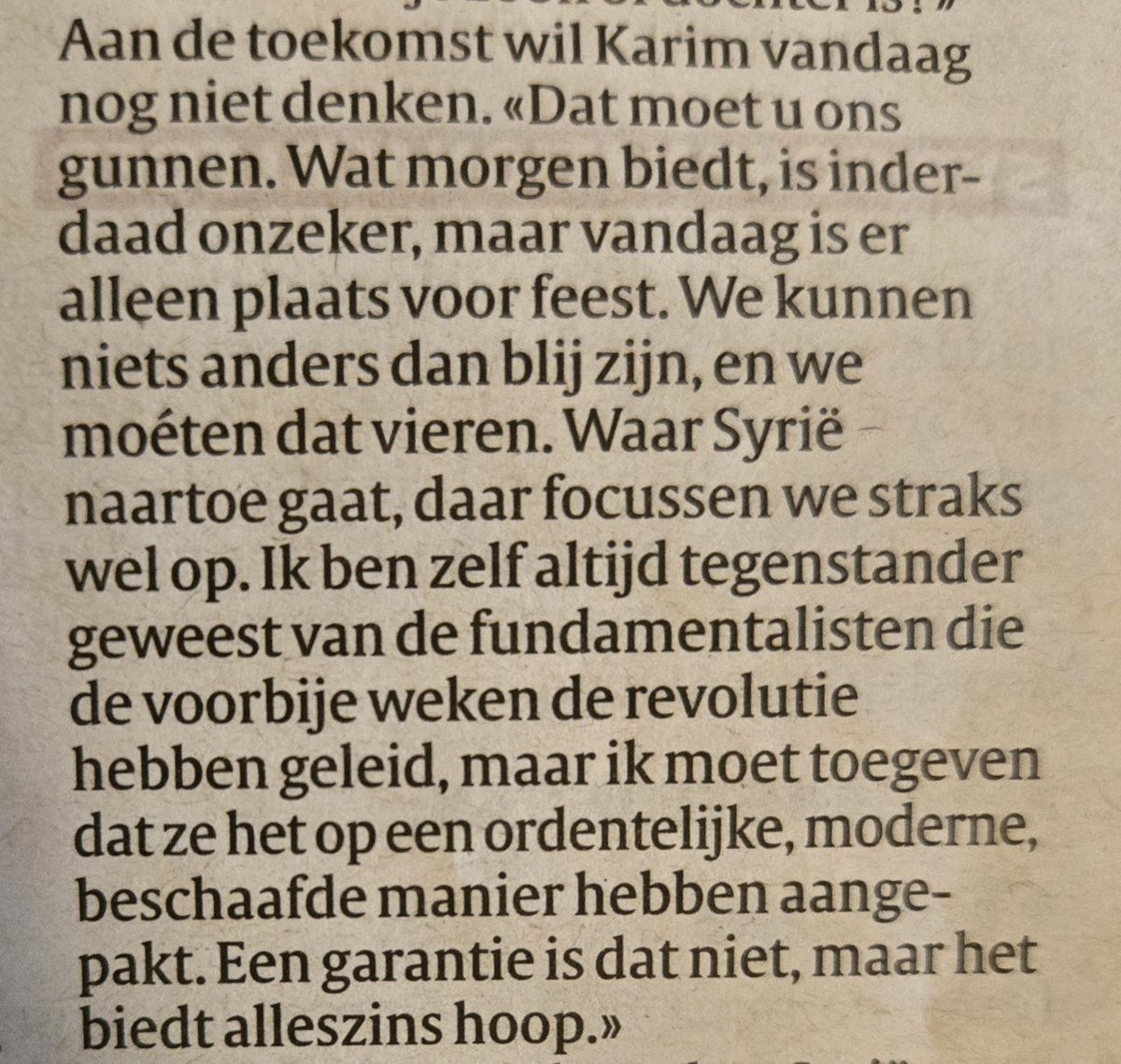 FrenzDrone's tweet photo. @GoethalsWilly Liever terug naar Assad die zijn bevolking terroriseert?

Liever terug naar Assad die ISIS bescherming gaf?

Liever terug naar Assad, waardoor 12 miljoen Syriërs hun land ontvlucht zijn?

Of toch maar deze mensen een kans geven?

https://t.co/IGtSlF2KiV.

https://t.co/8C2NgqzezU. https://t.co/cq8FVofqsc