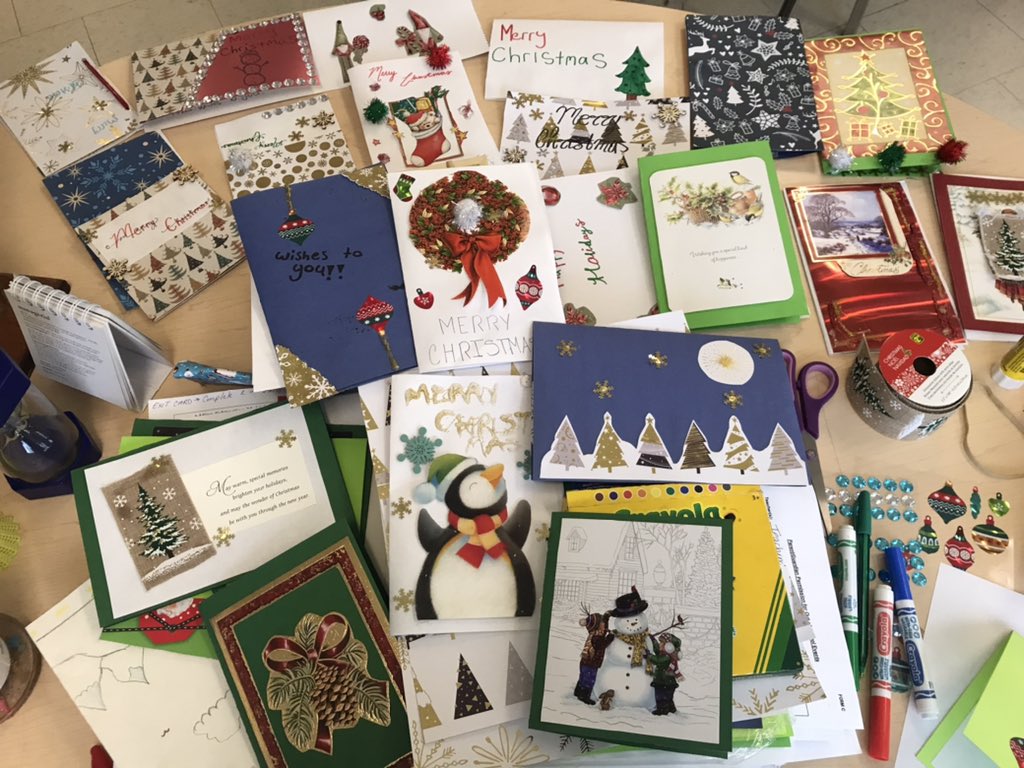 My crew are busy making Christmas cards to help spread joy and love this holiday season. I can’t wait to make this special delivery!🥰