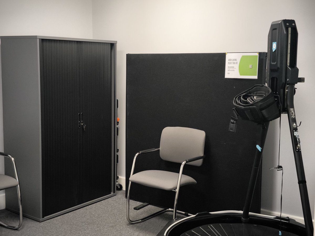 CommonExpArea's tweet image. 👀User request: zhuzh up the testing space for a sensitive interview✨
How well would you say we did?!
Folders and plants and hot drinks all resk assessed 🙌 Mental health supported🧠
@Cambridge_Uni @CambPsych #sensoryneeds #research #datacollection #trcnlabs #cambridge