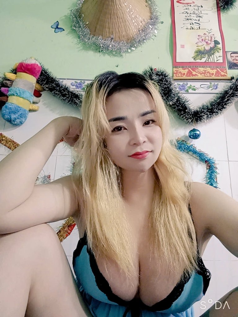 bé Bông tweet media