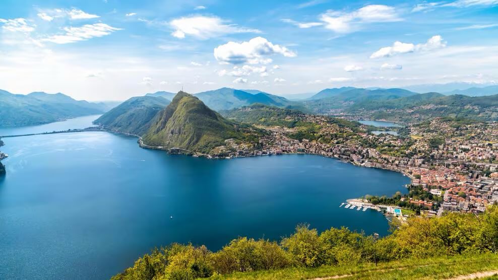 ForelliFlorian's tweet image. 🎉 Thrilled to announce that we’ve been selected to present at the 9th UEFA Medical Symposium in Lugano, Switzerland🌍⚽
🔹 @ayrton_moiroux : Impact of ACLR with Hamstring Graft on Strength
🔹 Florian Forelli: Early open kinetic chain & return to running
#UEFA #SportsMedicine
