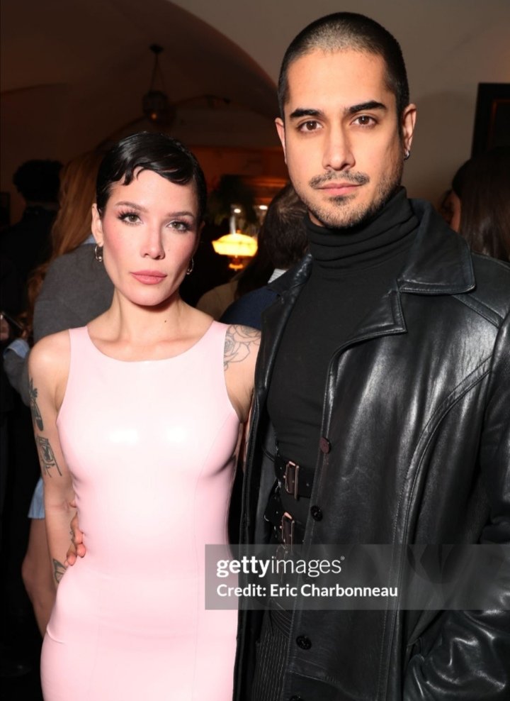 AxelRod2006's tweet image. THE HOTTEST COUPLE โค๏ธโ๐ฅ