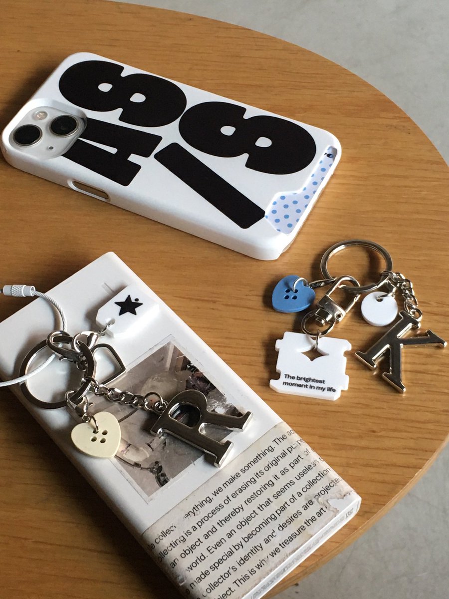 sumx04's tweet image. 📍성수 taag

최애 이니셜로 키링 만드는데 조합 생각하느라 머리 아팠슨 ꙩ_ꙩ 생각보다 키링 가짓수가 적을수록 예쁜 것 같음